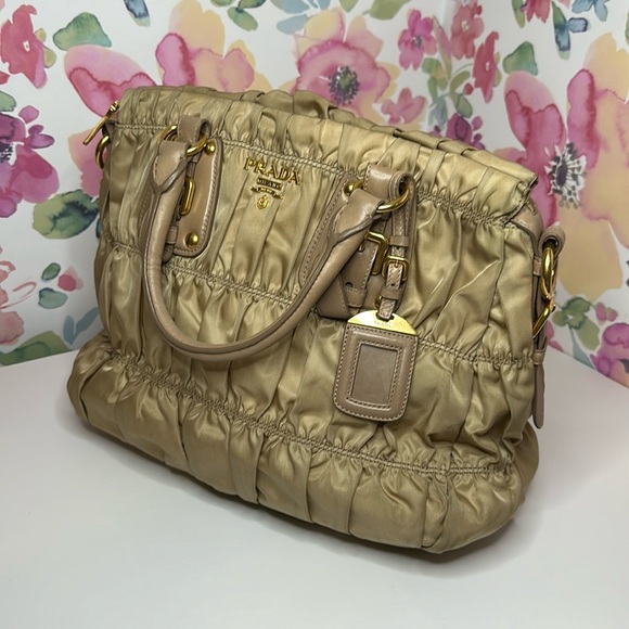 💯Authentic Prada Beige Tessuto Gaufre Ruched Shoulder Handbag🍀 - Picture 10 of 15
